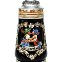Kissing Couple German Beer Stein | 0.3 Liter